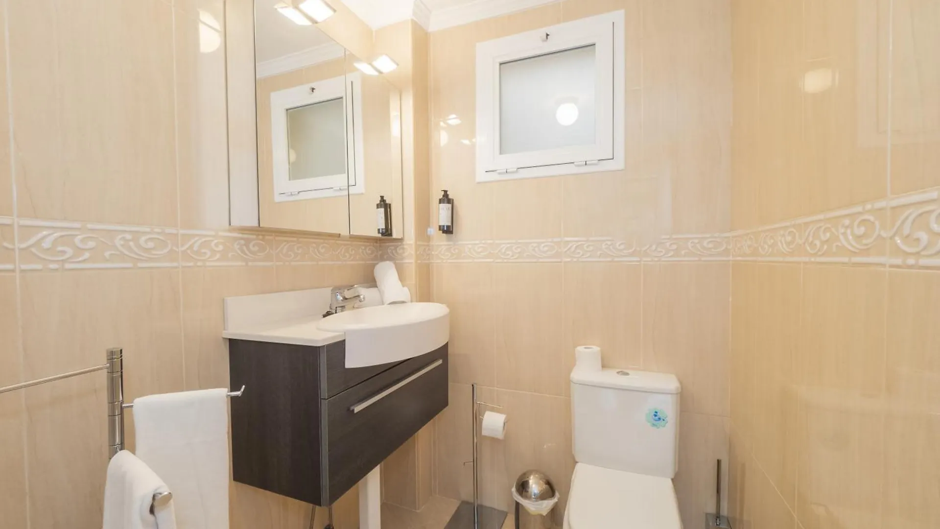 Apartment Mshome Gran Casa Rios Rosas Malaga Spain